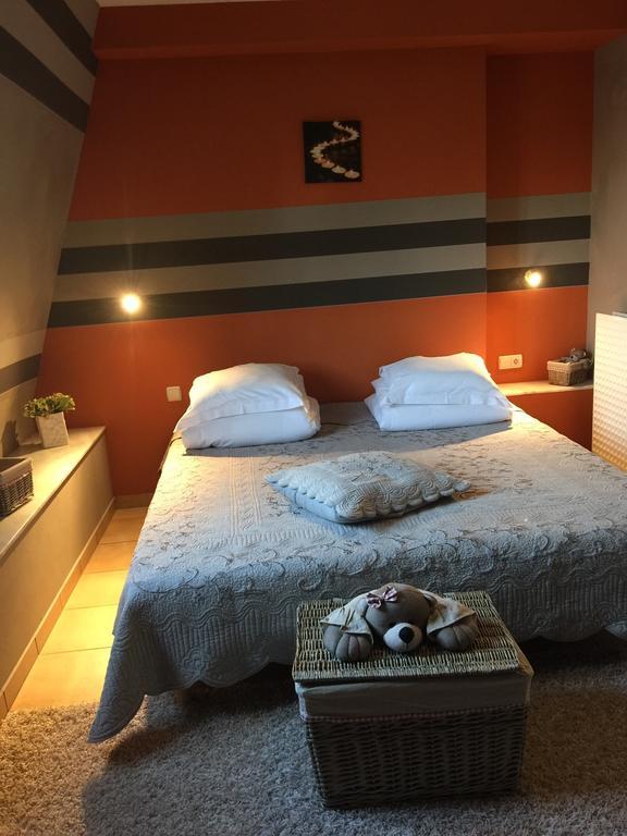 Margot'L Hotel Rochefort Room photo